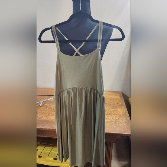 Old Navy Dresses & Skirts - NWT Old Navy Spaghetti Strap Dress Olive Green Small